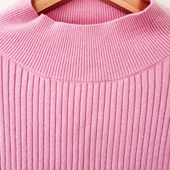 Pink Ribbed Cropped Sweater - Picture 2 of 5